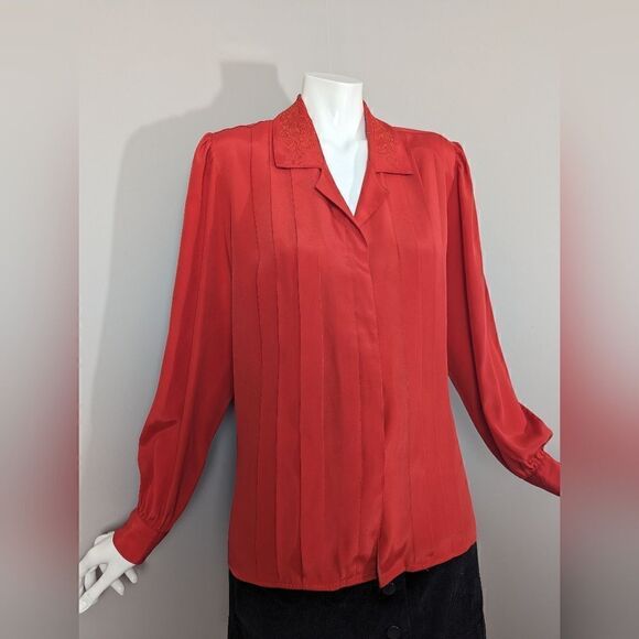90s satin blouse, Red blouse, Embroidered collar, flowy shirt, pleated front - Picture 3 of 8